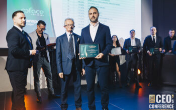 xl-logistics-najbardziej-dynamiczne-firmy-transportowe-g1 - XL LOGISTICS Mateusz Małek przedstawiciel XL LOGISTICS odbiera wyróżnienie podczas Gali Championów Transportu 2024 – ranking Najbardziej Dynamicznych Firm Transportowych w Polsce
